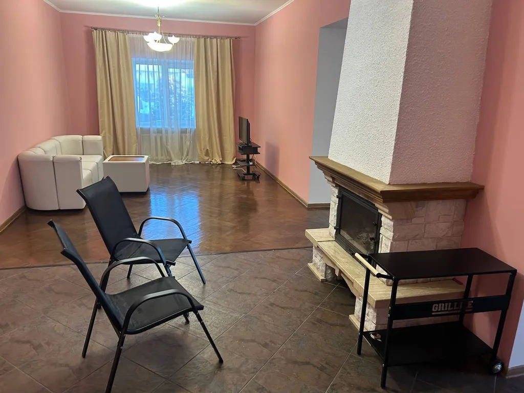 Дом с каминным залом