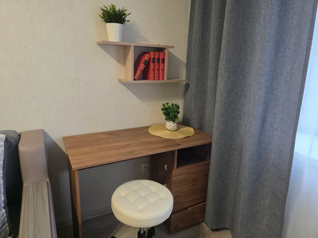 Уютная квартирa рядом со Звёздoчкой