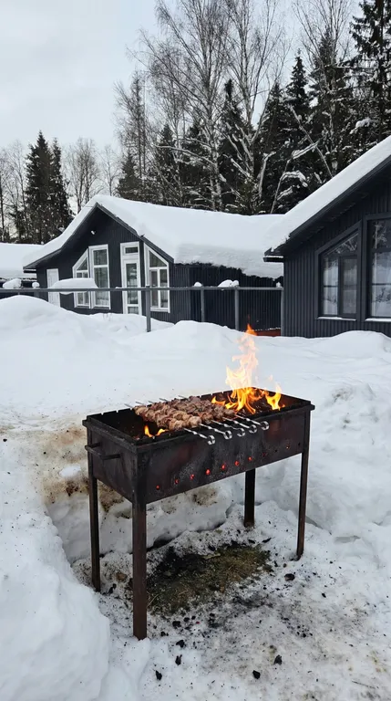 Коттедж Уютный домик с верандой и видом на лес, посуточно. — аренда посуточно в Кострома