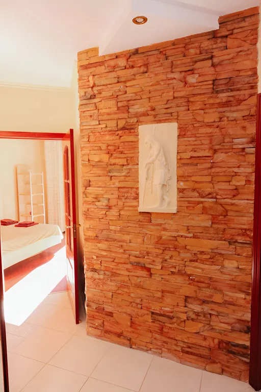 Тихие уютные апартаменты на склоне у озера