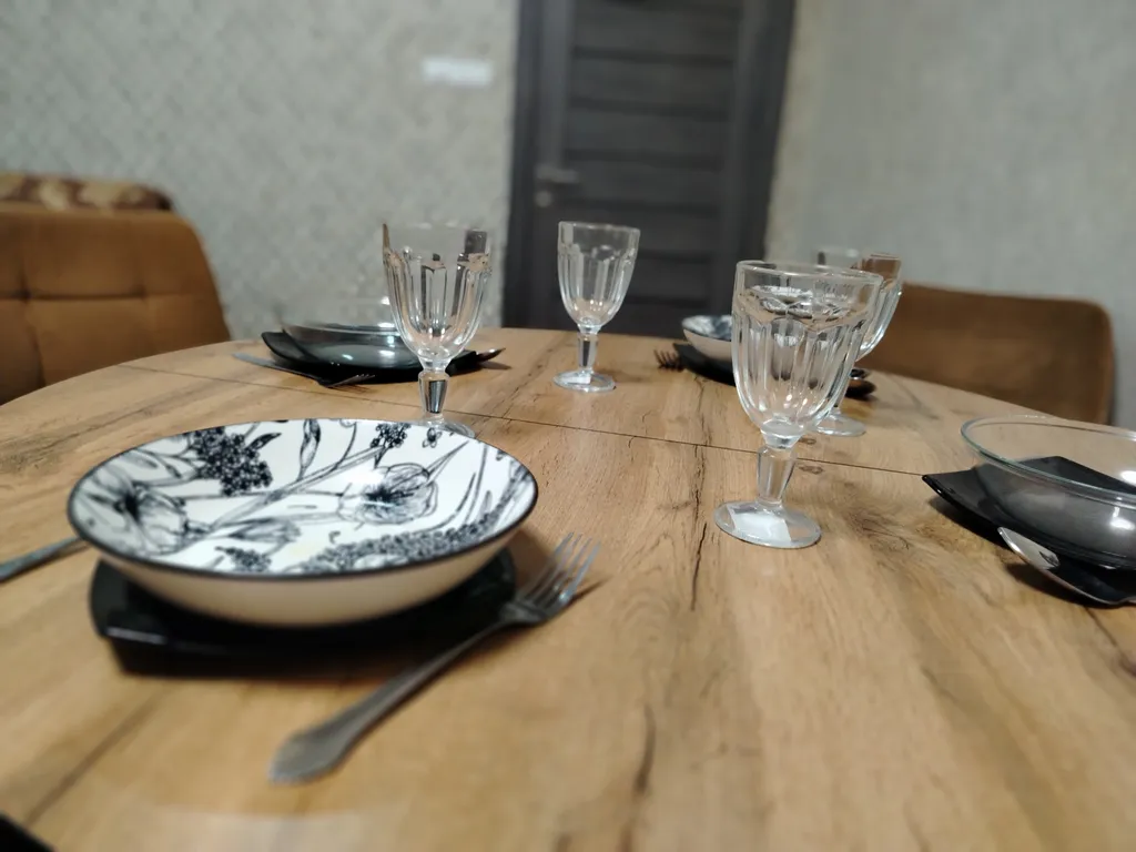 Евротрешка у ЖД вокзал и зоопарка