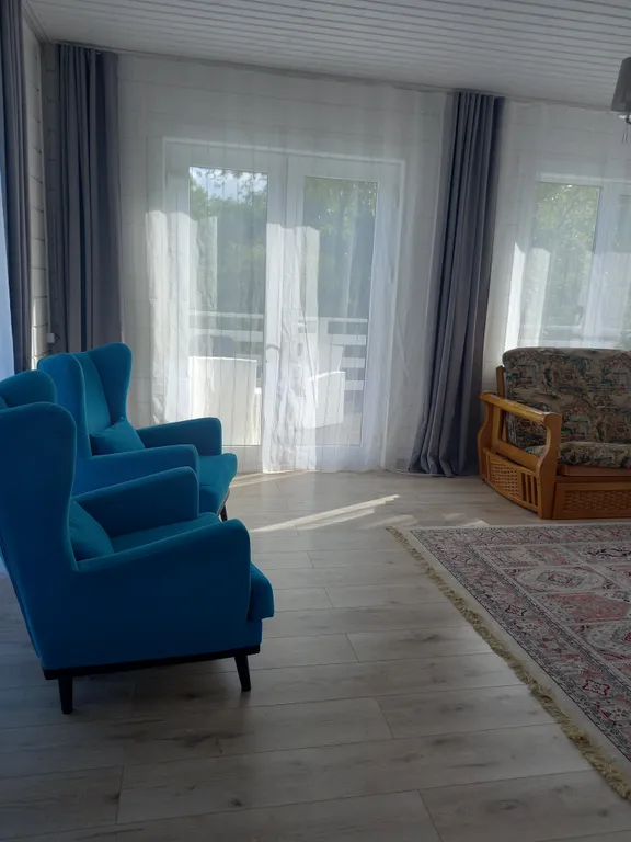 Дом с бассейном и баней