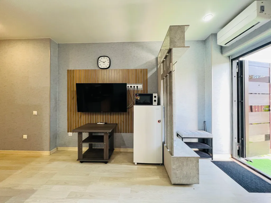 1-комнатная квартира с бассейном