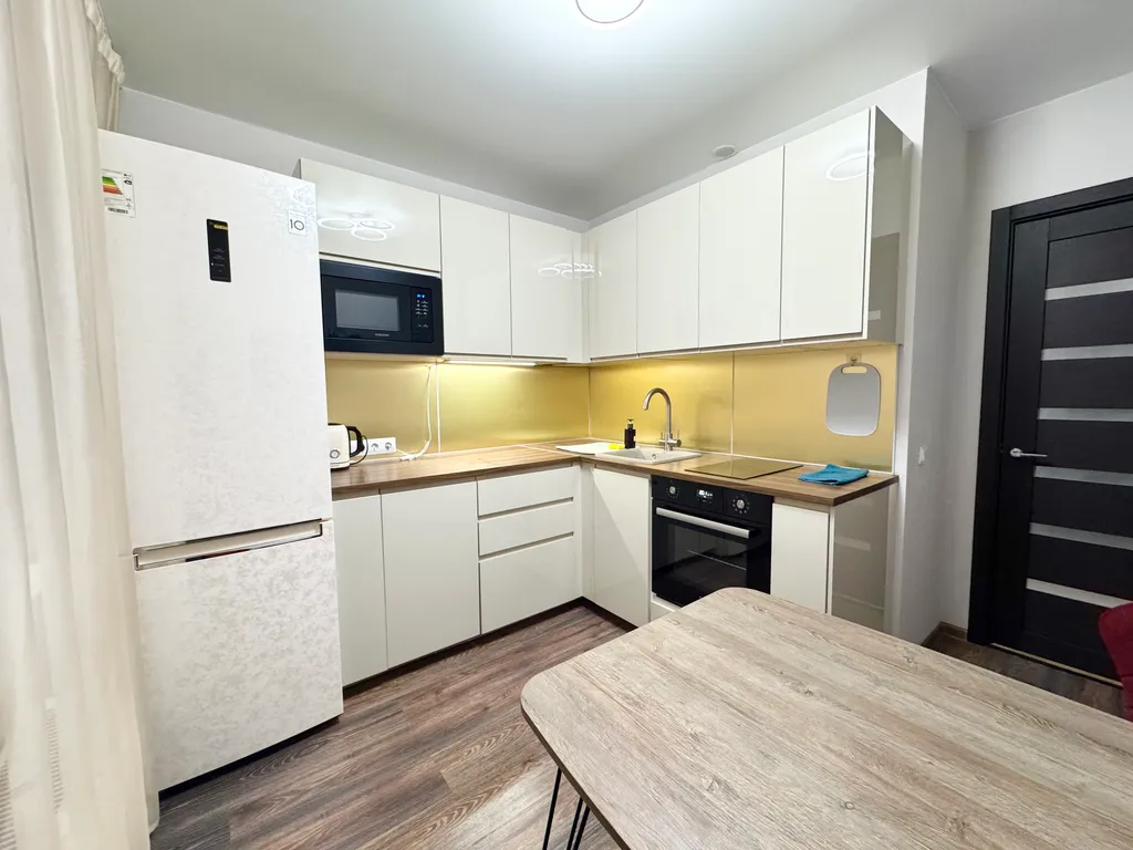 Квартира Квартира Светлая 1-комнатная 35 квадратных метров — Новоивановское