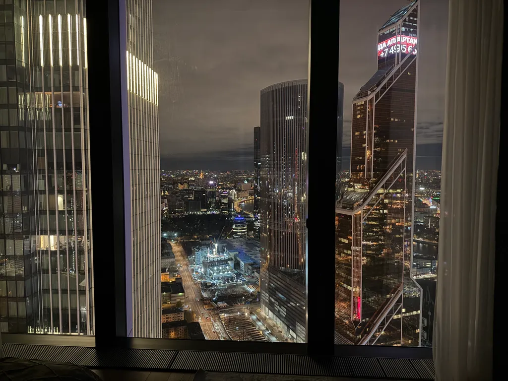 Neva City 43 этаж 51 м2 панорамный вид на небоскребы и город