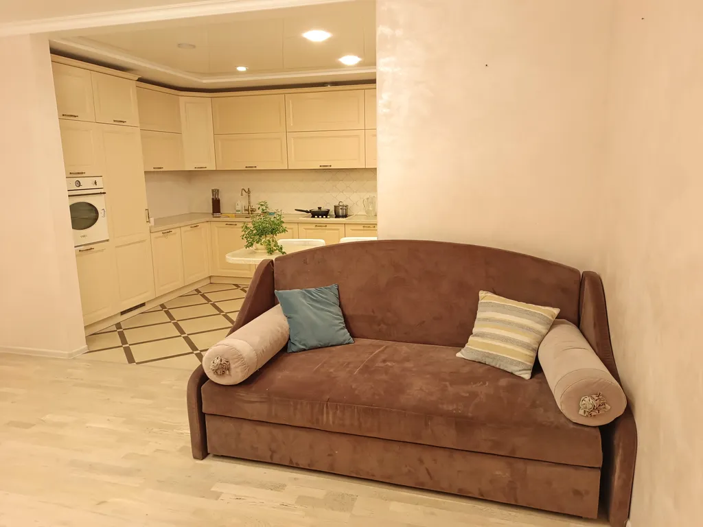 4-комнатная Квартира