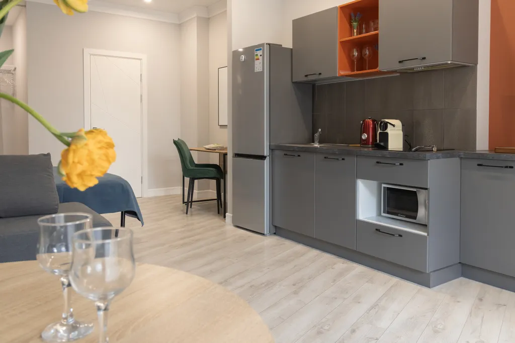 Студия у Массандровского парка в элитном районе Ялты