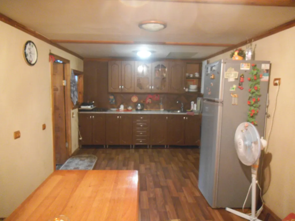 Уютная комната рядом с морем