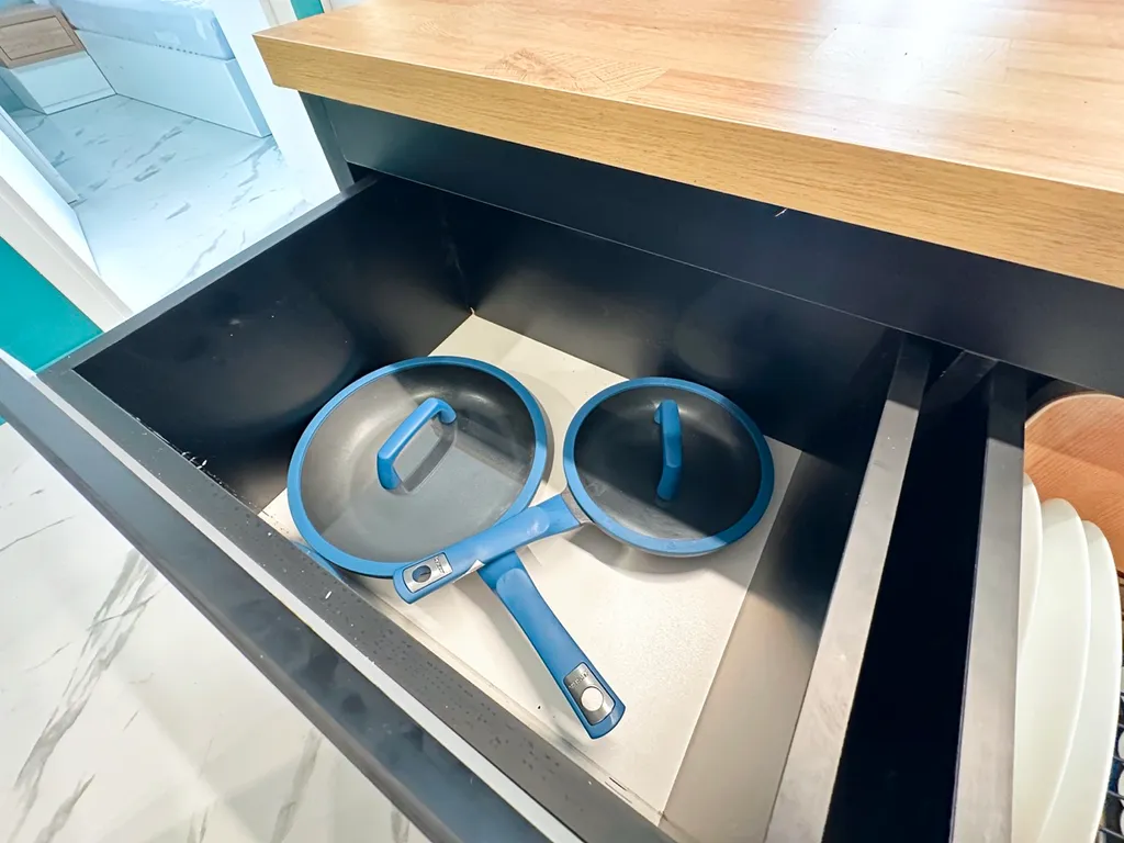 Арт квартира Жираф, 5 минут до моря