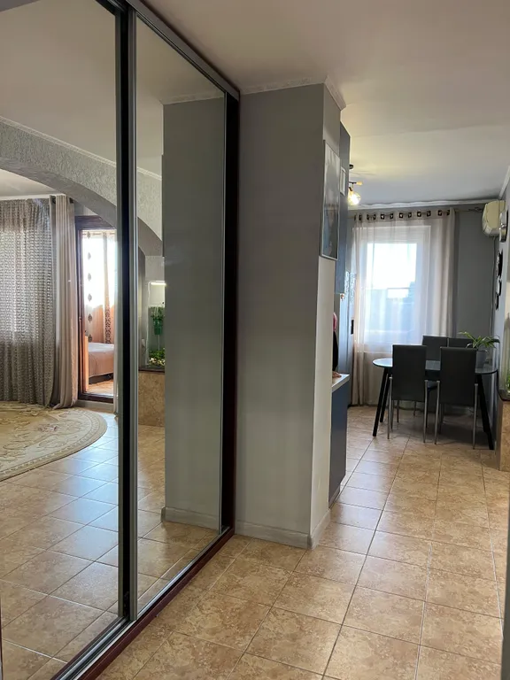 Трёхкомнатная квартира в центре на 9 этаже