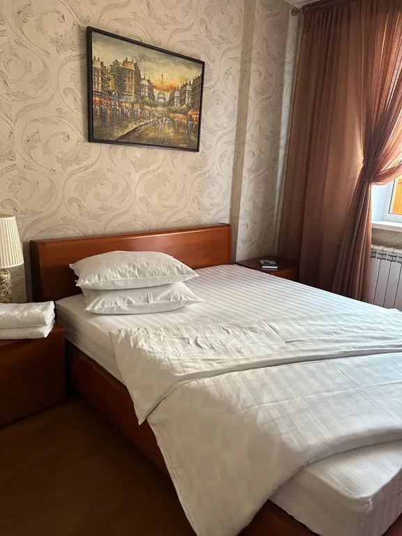 "7 дверей"  85 м. кв. трехкомнатная квартира с видом на Волгу