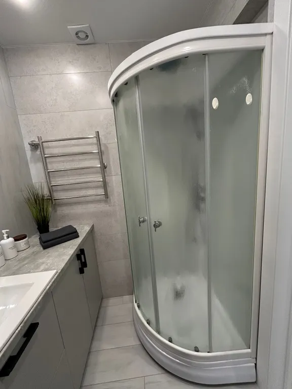 Уютная квартира с панорамными окнами