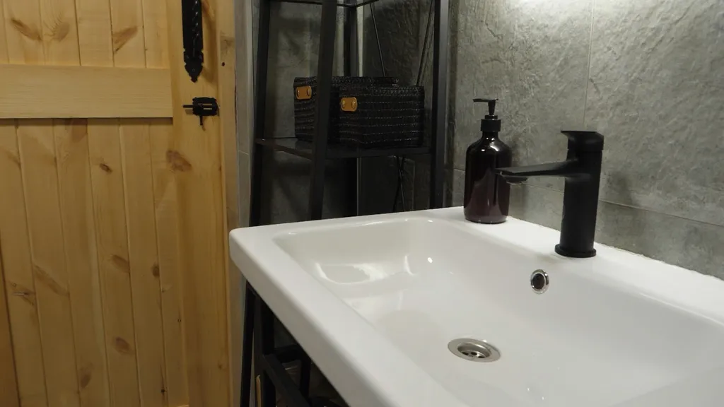 Уютный, новый дом с видом на Куртатинское ущелье