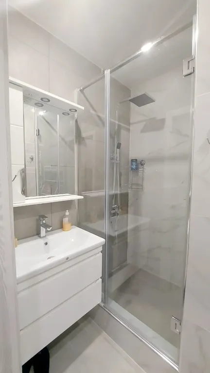 Студия в современном европейском квартале