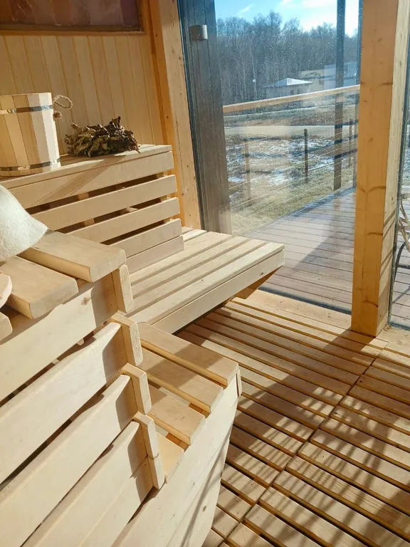 Побег из города, дом с сауной и камином