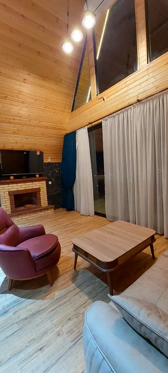 Коттедж с видом на горы