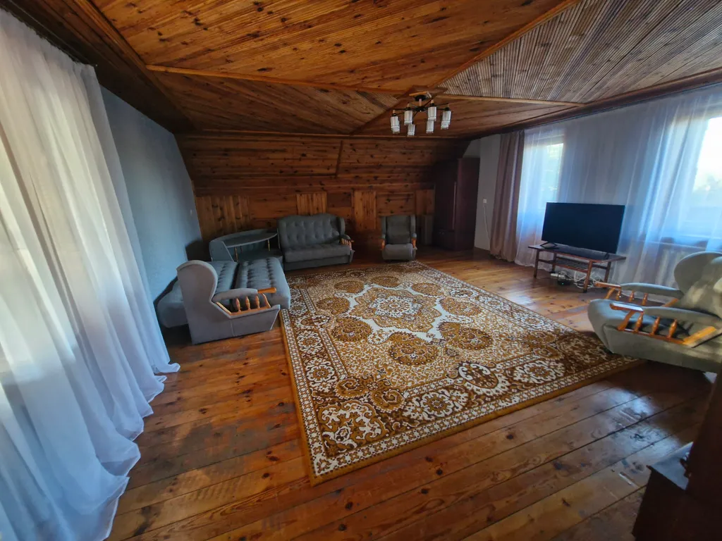 Коттедж с баней