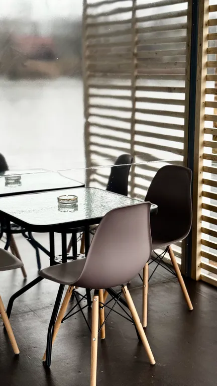 Плавдом на озере