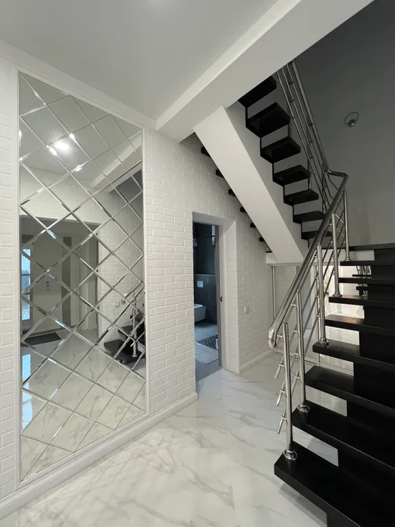 4-комнатный Дом