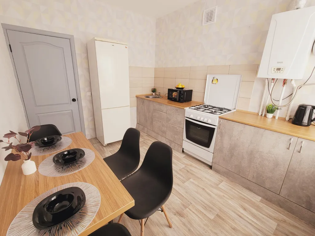 Просторная двухкомнатная квартира с балконом рядом с аквапарком