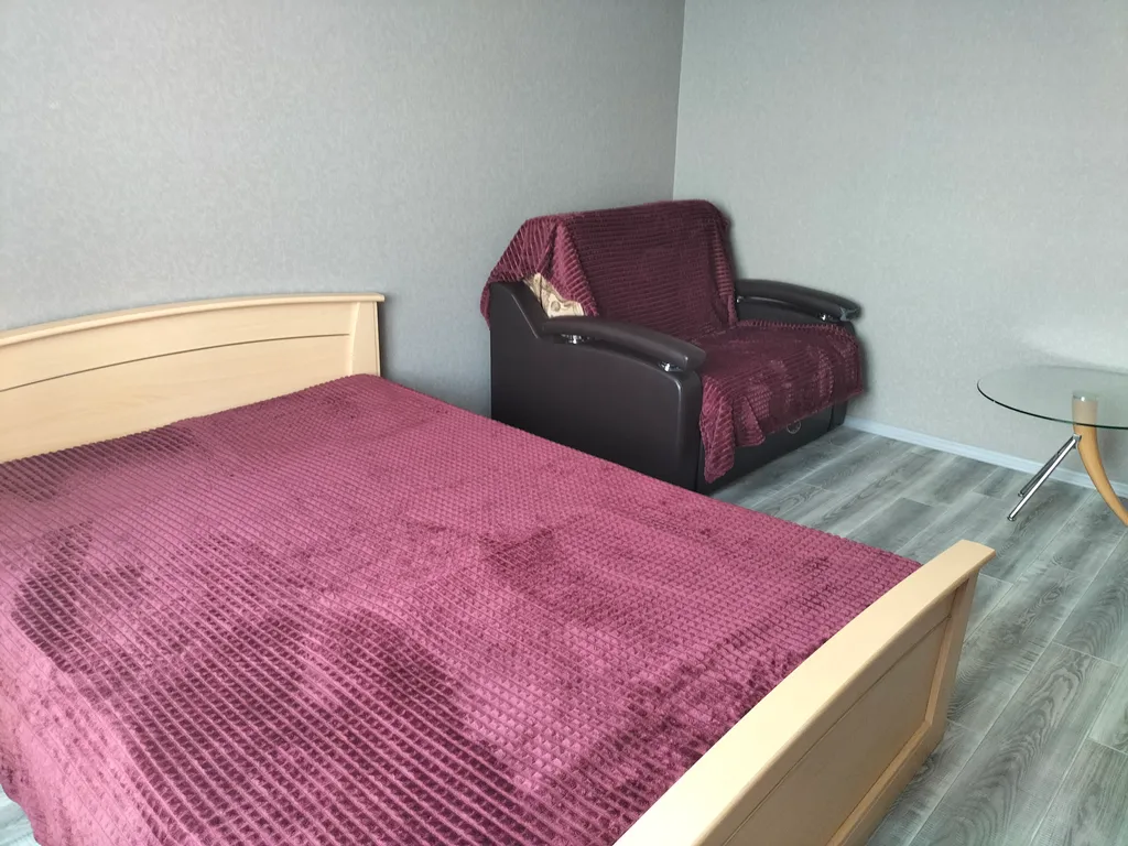 Двухкомнатная возле Зима-Лето