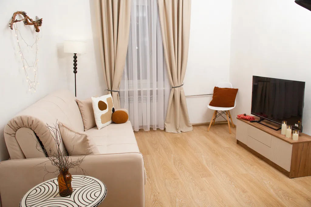 Просторная теплая квартира в центре с дизайнерским ремонтом