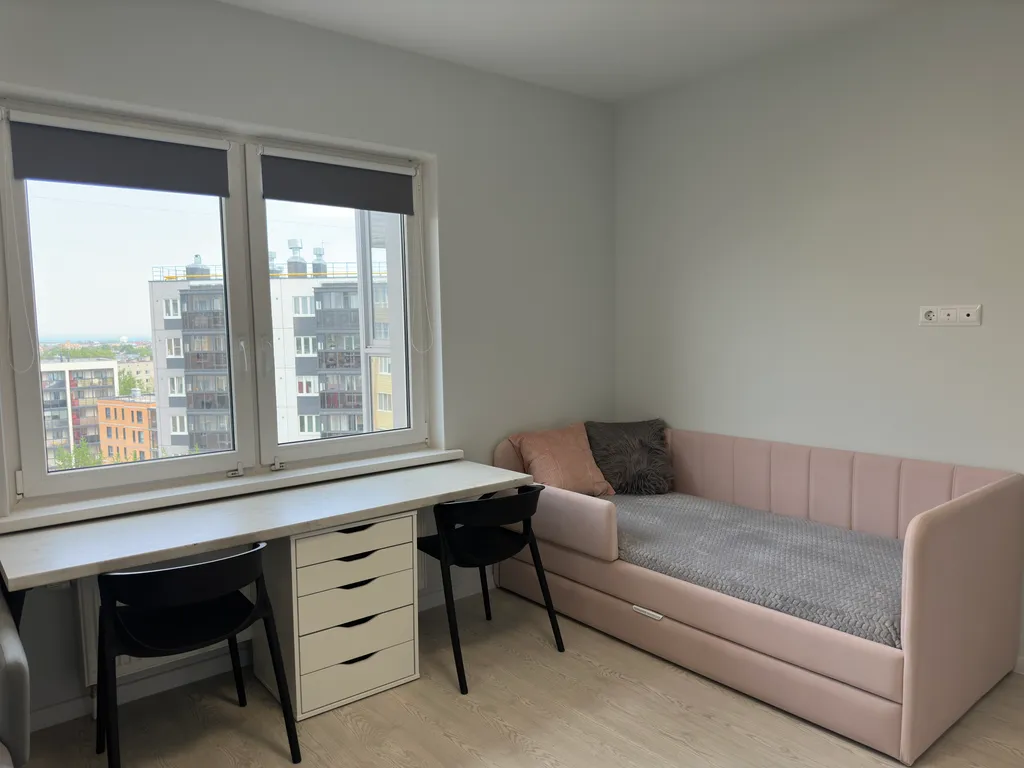 Видовая четырехкомнатная квартира в расширенном центре