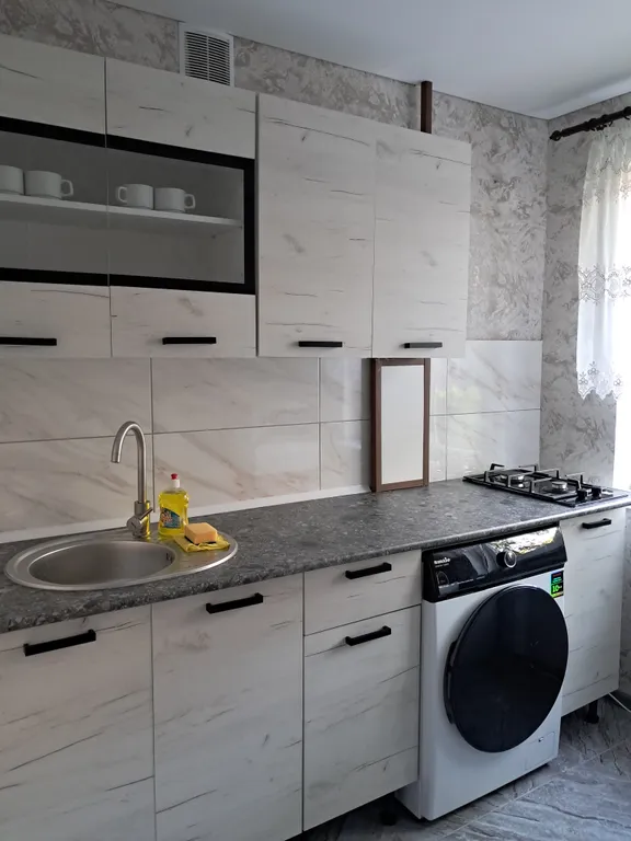 Квартира после капремонта, с водой