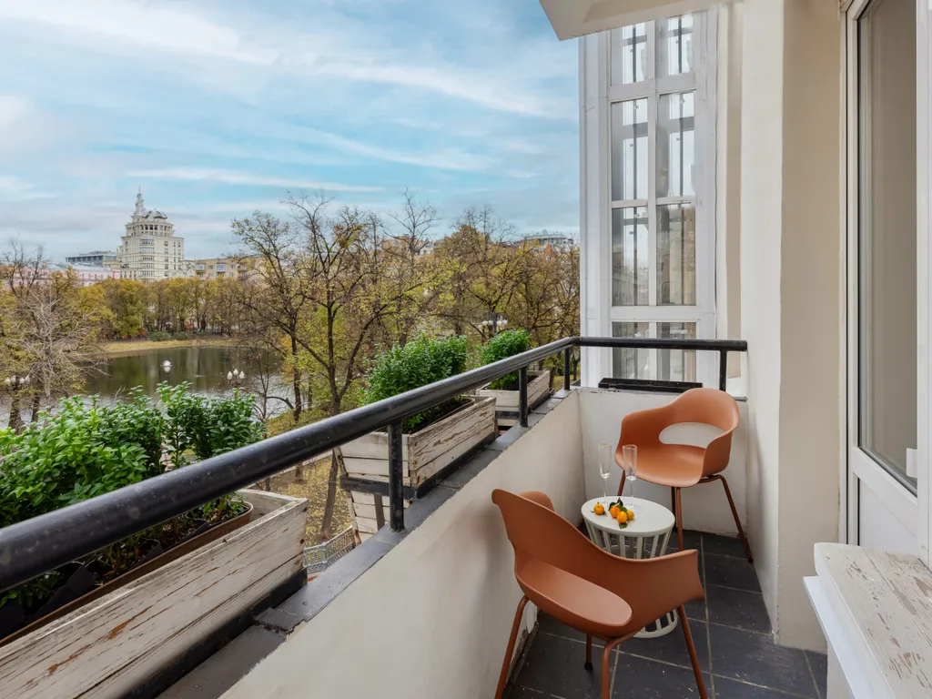 Квартира Квартира Богемная трешка с видом на Патриаршие — Москва