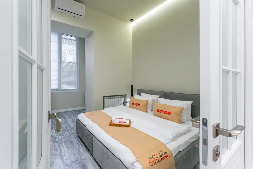 Апартаменты рядом с Площадью Республики