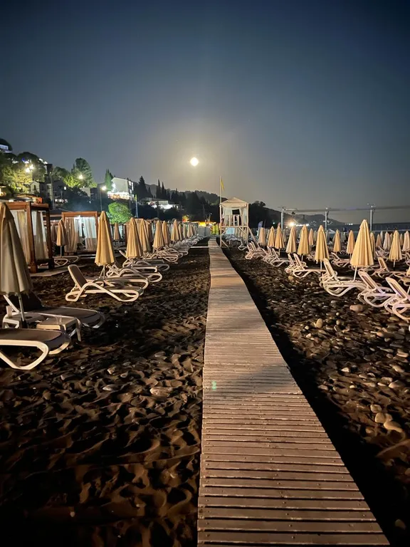 Дом с  бассейном, финской сауной, джакузи и шикарным видом на море