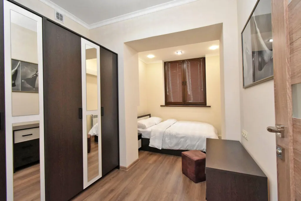 Уютная квартира на площади Республики в самом сердце города