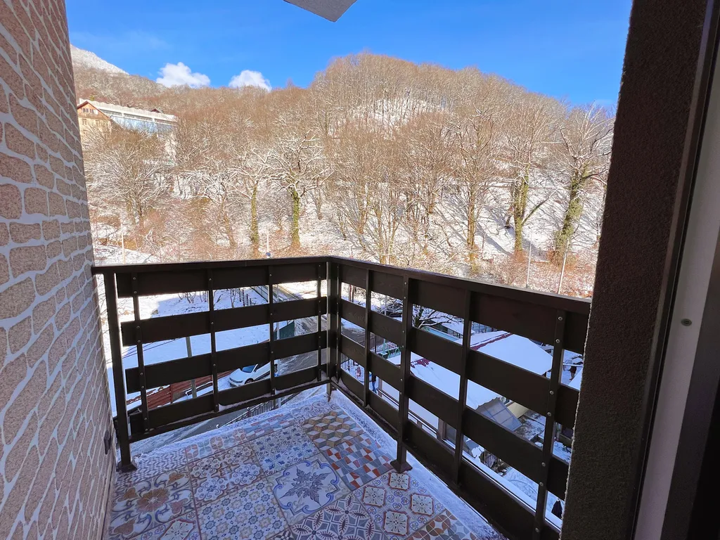 Smart Aparts Emerald