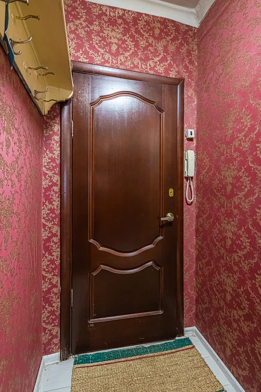 Тёплая квартира с балконом в центре