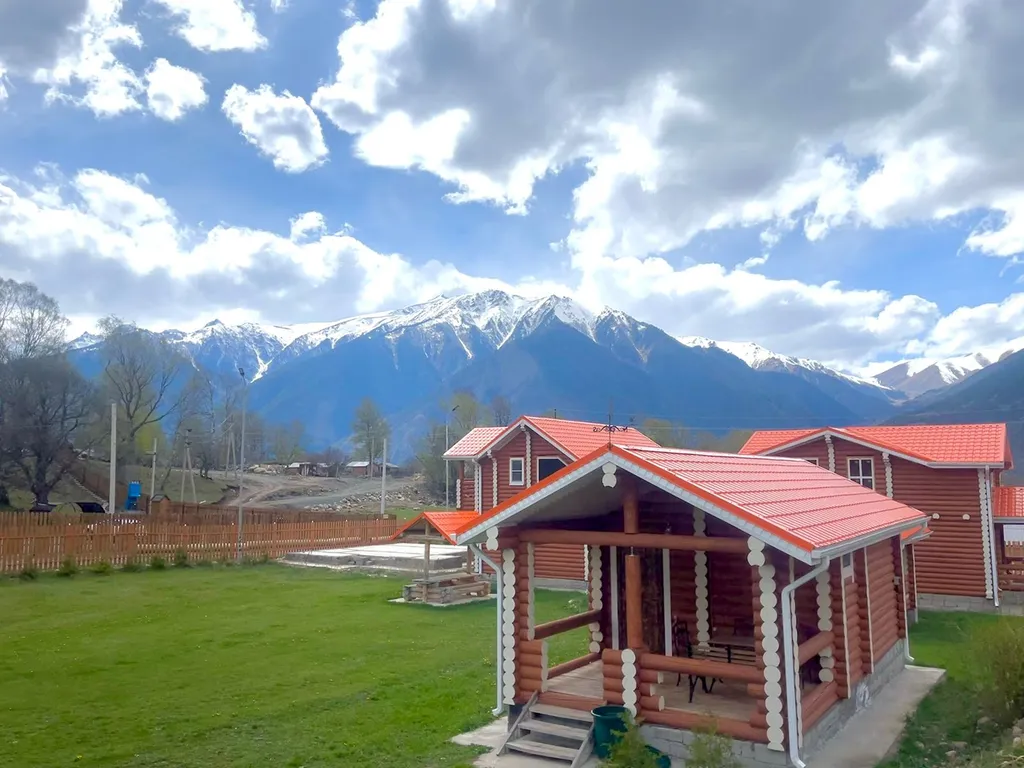 Уютные ЭКО-коттеджи в сосновом лесу — аренда посуточно в Теберда