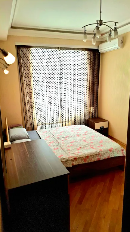 2-комнатная квартира в новопостроенном доме в центре