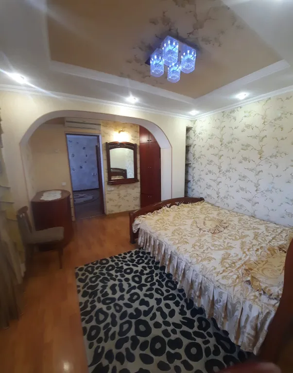 Уютная двухкомнатная квартира с видом на горы