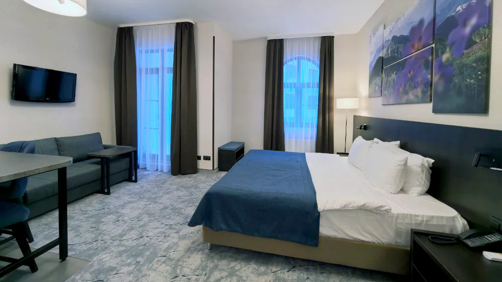 Шикарный апартамент в центре Роза Хутор