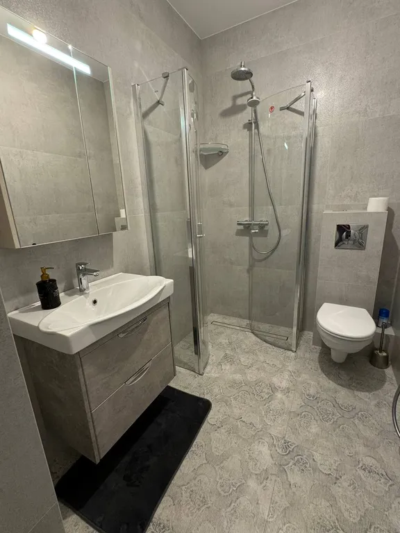 Квартира на берегу пруда Девичьего