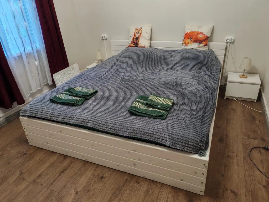 Коттедж Дом на берегу озера, на первой линии — Приморск