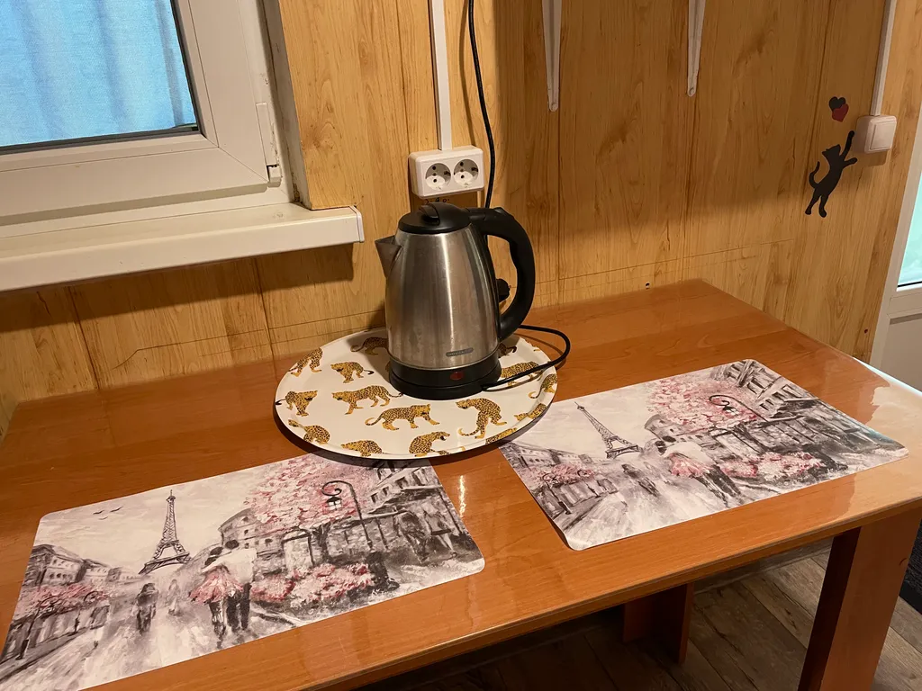 Квартира Квартира Цветущий уголок в историческом центре Севастополя — Севастополь