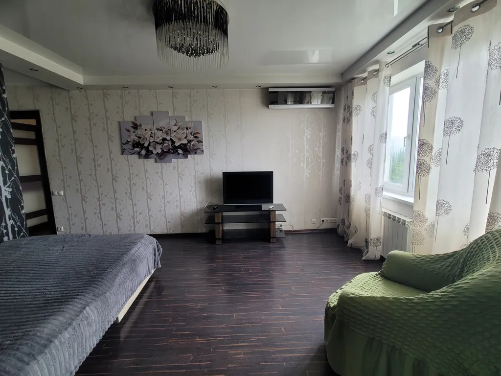 Квартира 2-комнатная квартира Home Time Apart для 5 гостей у Луговой площади — Владивосток