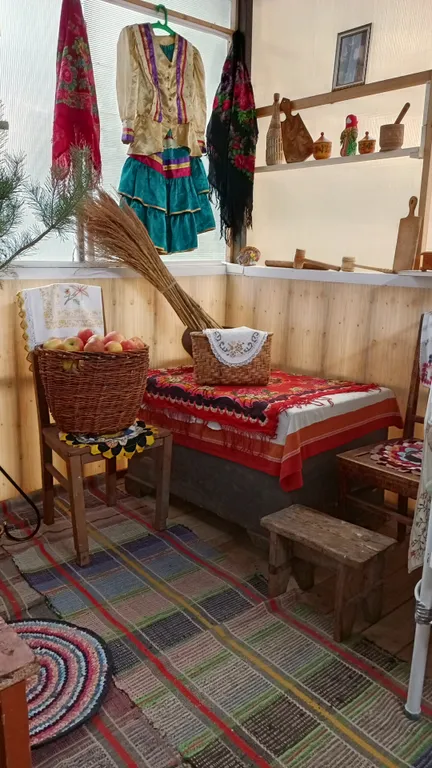 Номер -горница (комната) из казачьего куреня станицы Каменская