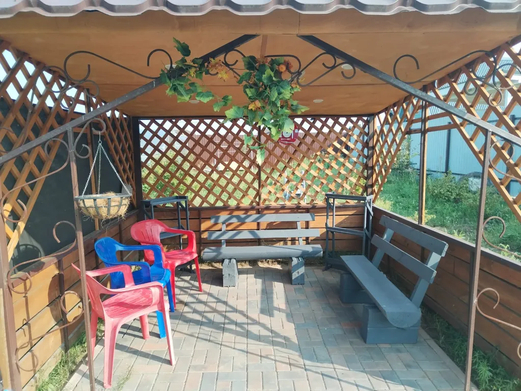 Уютный загородный дом у озера, с баней, для отдыха и праздника