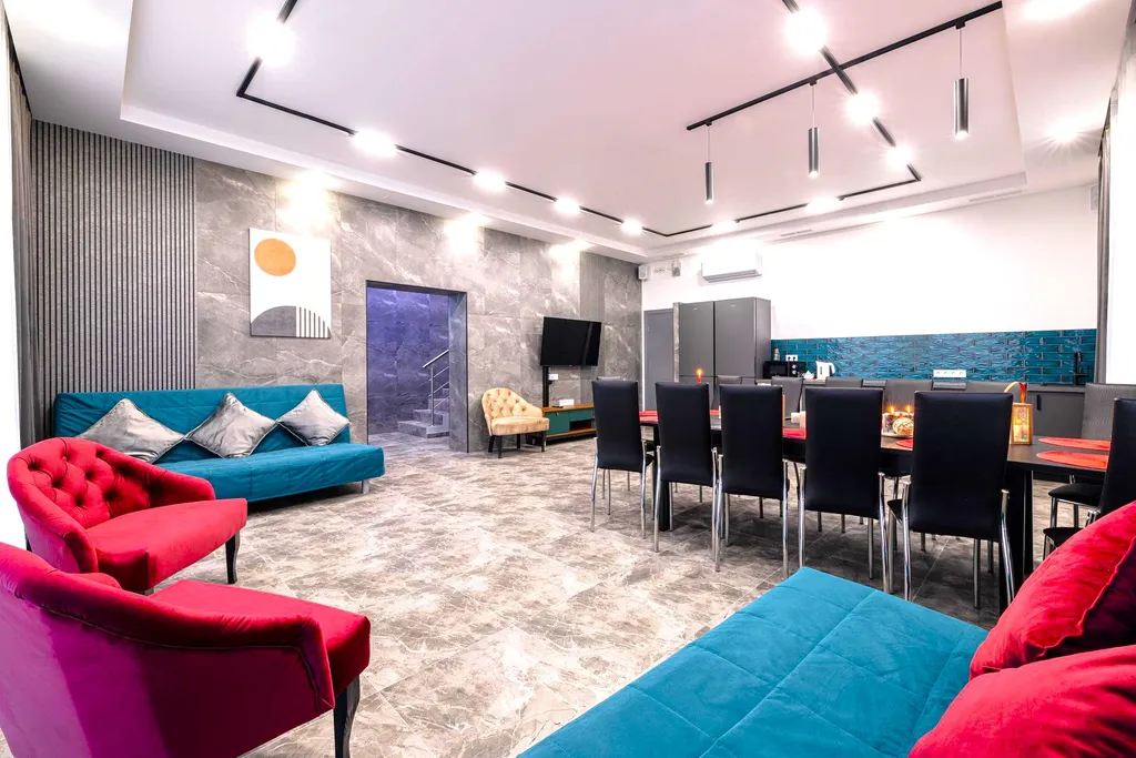 Частный дом с Бассейном