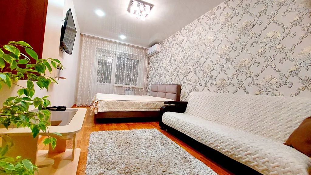 Чистая уютная квартира в новом доме — аренда посуточно в Абакан