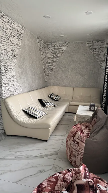 4-комнатный Дом