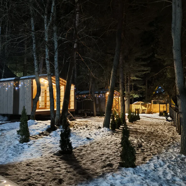 Коттедж Новый уютный дом в хвойном лесу вблизи поселка — Архыз