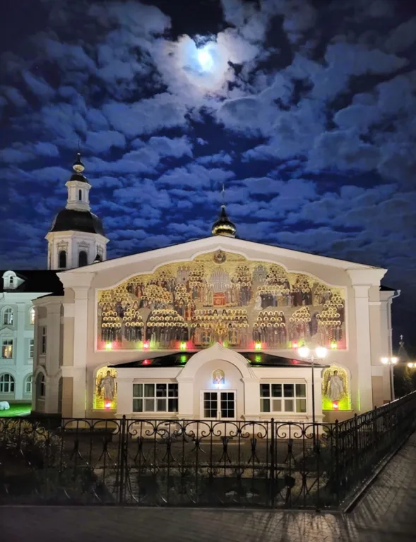 Уютная новая квартира в 7 минутах от монастыря