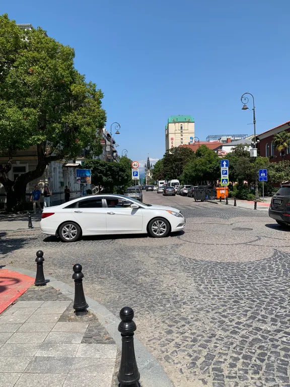 Старый Батуми, площадь Европы, 5 минут до Приморского Бульвара